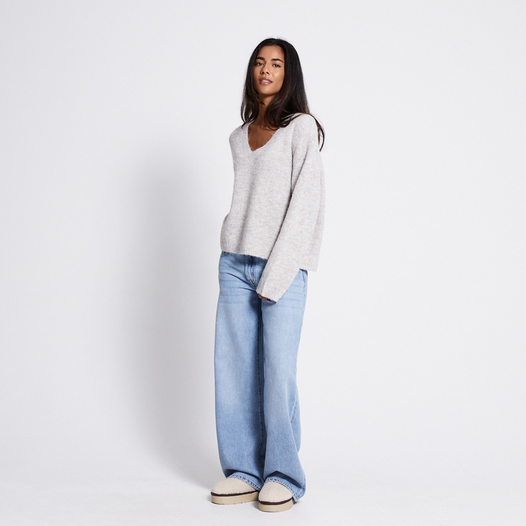 V-neck knit sweater "Eina"